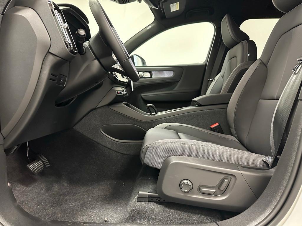 new 2024 Volvo XC40 Recharge Pure Electric car, priced at $41,414
