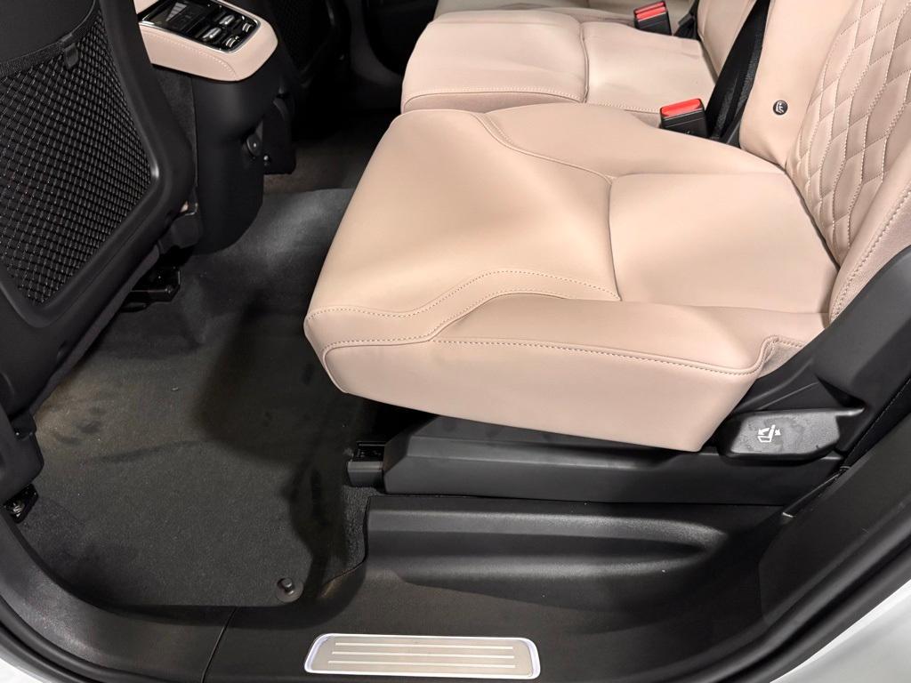 new 2026 Volvo XC90 car, priced at $71,825