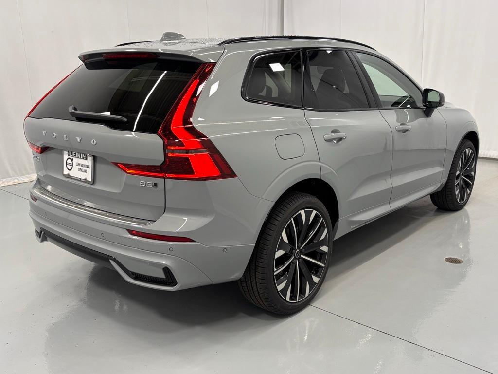 new 2026 Volvo XC60 car, priced at $64,055