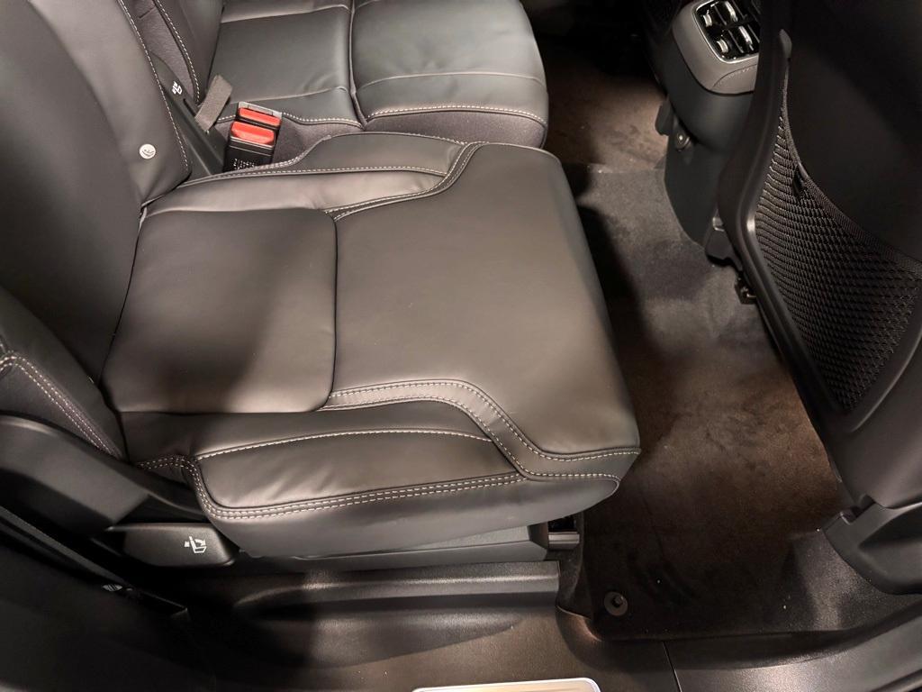 new 2026 Volvo XC90 car, priced at $75,155