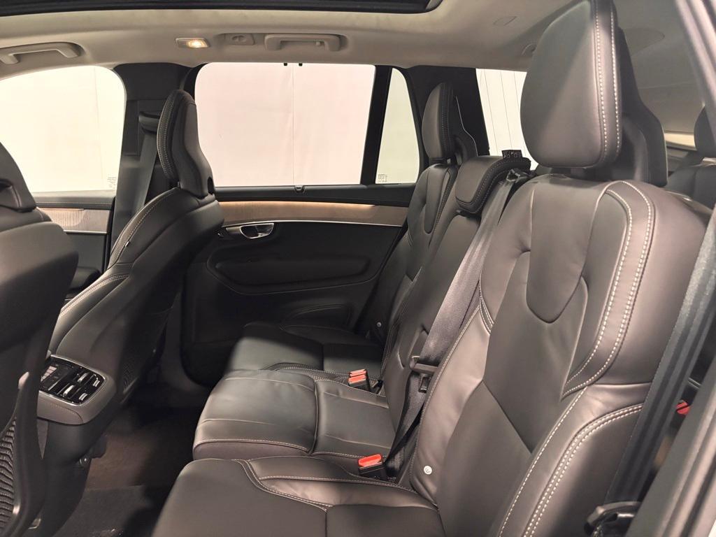 new 2026 Volvo XC90 car, priced at $75,155