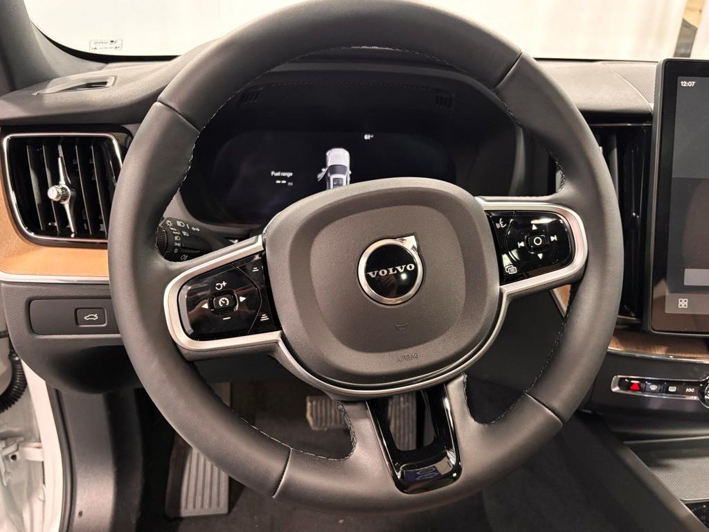 new 2026 Volvo XC60 car, priced at $57,985