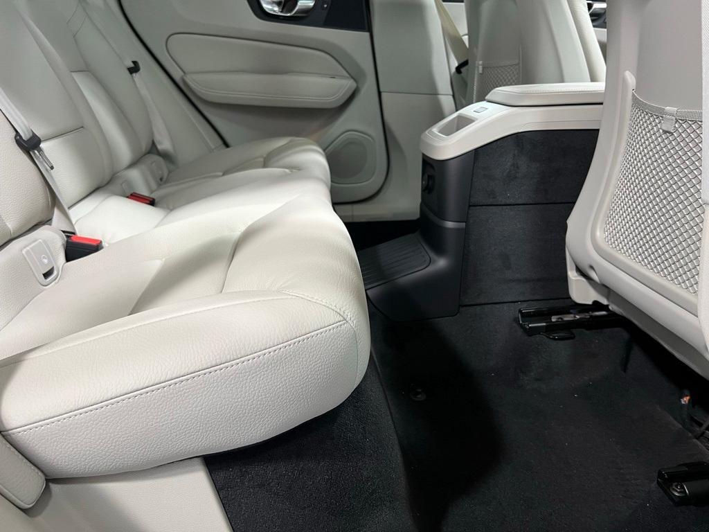 new 2025 Volvo XC60 Plug-In Hybrid car, priced at $56,235