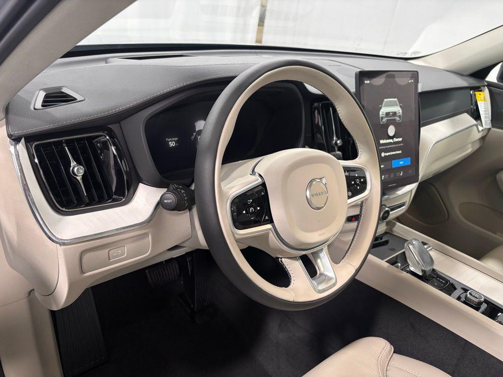 new 2026 Volvo XC60 car, priced at $63,935