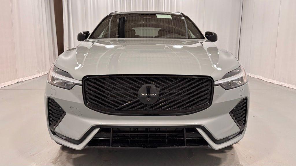 new 2026 Volvo XC60 car, priced at $64,190