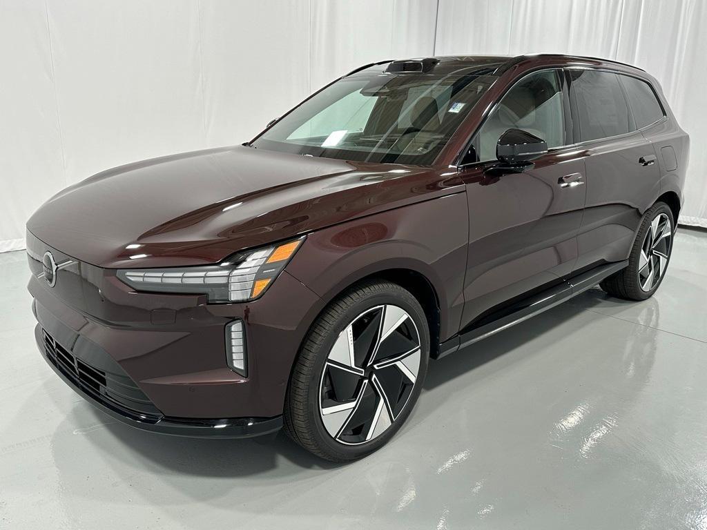 new 2025 Volvo EX90 car, priced at $90,383