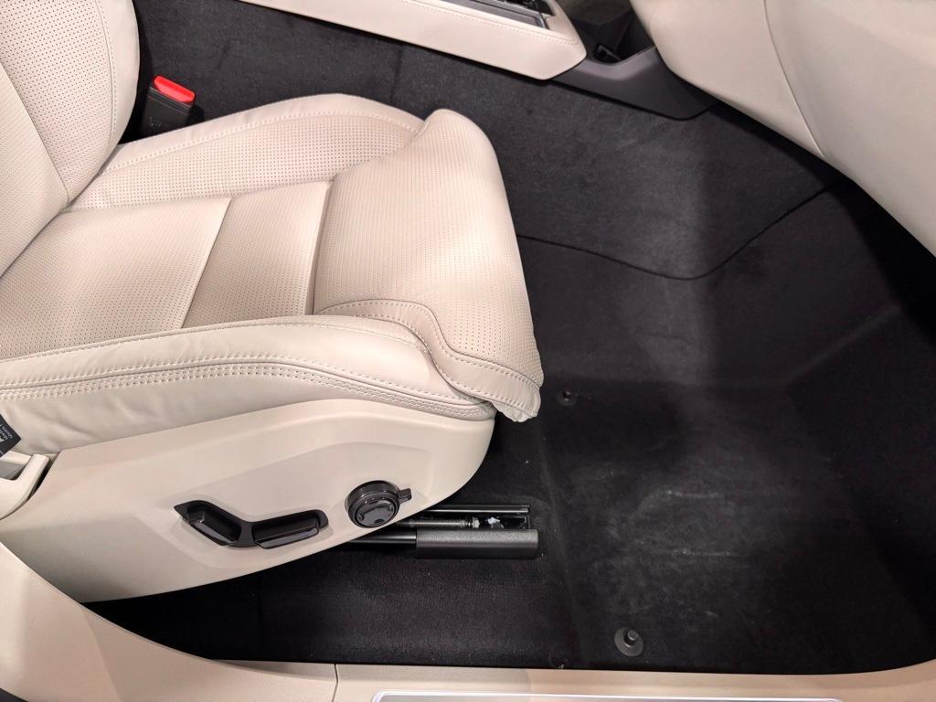 new 2026 Volvo XC90 car, priced at $75,155