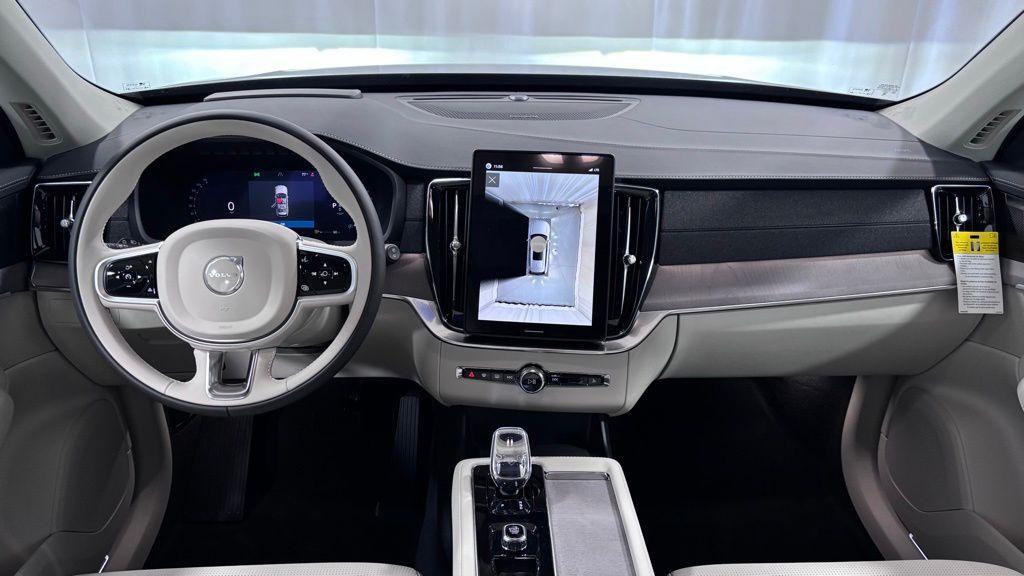 new 2026 Volvo XC90 car, priced at $76,580