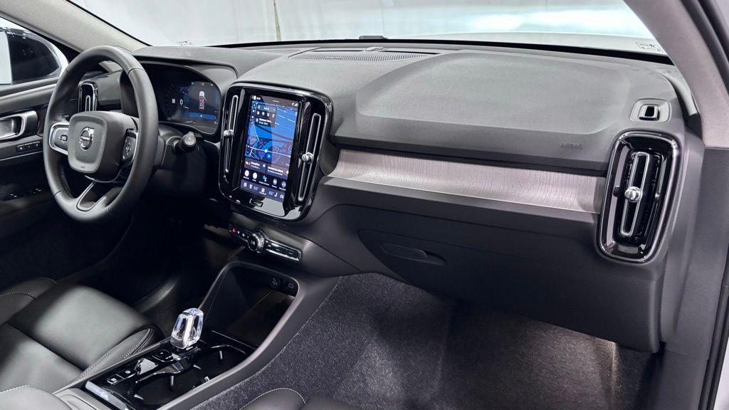 new 2026 Volvo XC40 car, priced at $51,960