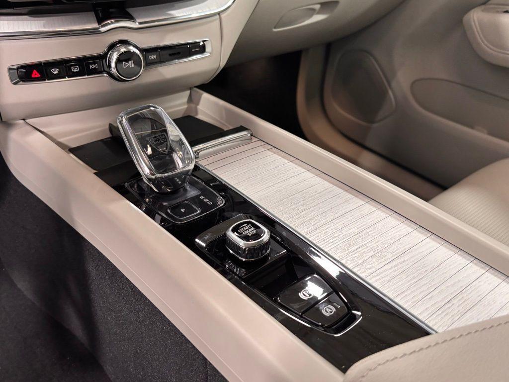 new 2026 Volvo XC60 car, priced at $65,520