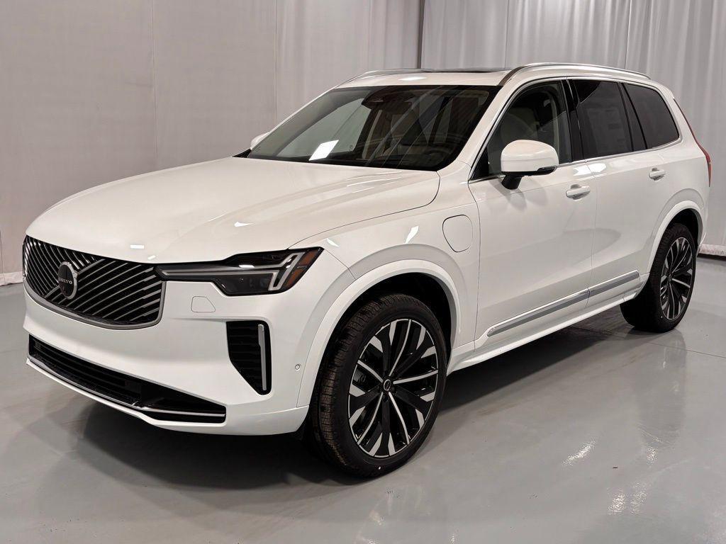 new 2026 Volvo XC90 Plug-In Hybrid car, priced at $85,625