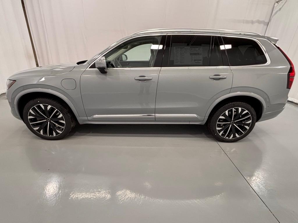 new 2026 Volvo XC90 Plug-In Hybrid car, priced at $85,745