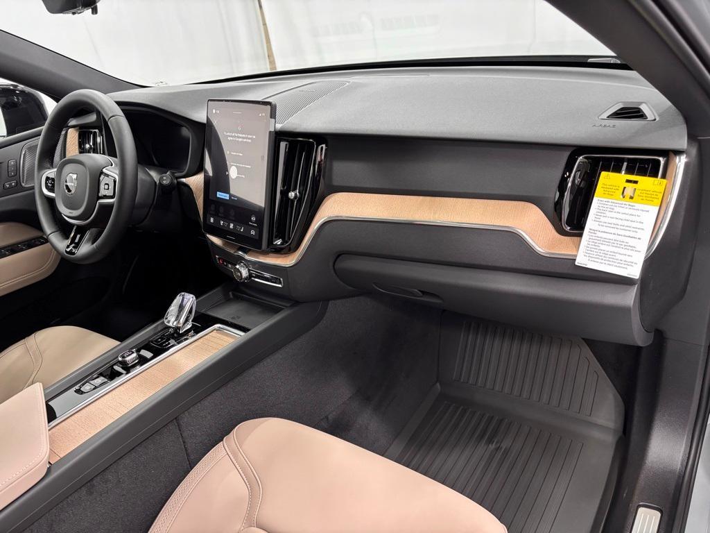 new 2026 Volvo XC60 car, priced at $59,485