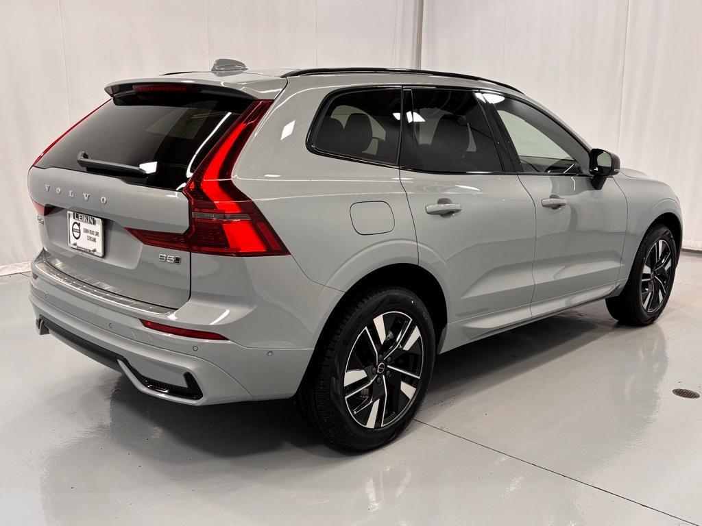 new 2026 Volvo XC60 car, priced at $59,485