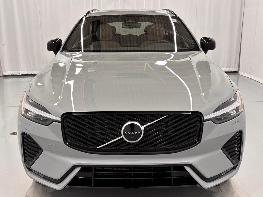 new 2026 Volvo XC60 car, priced at $59,485