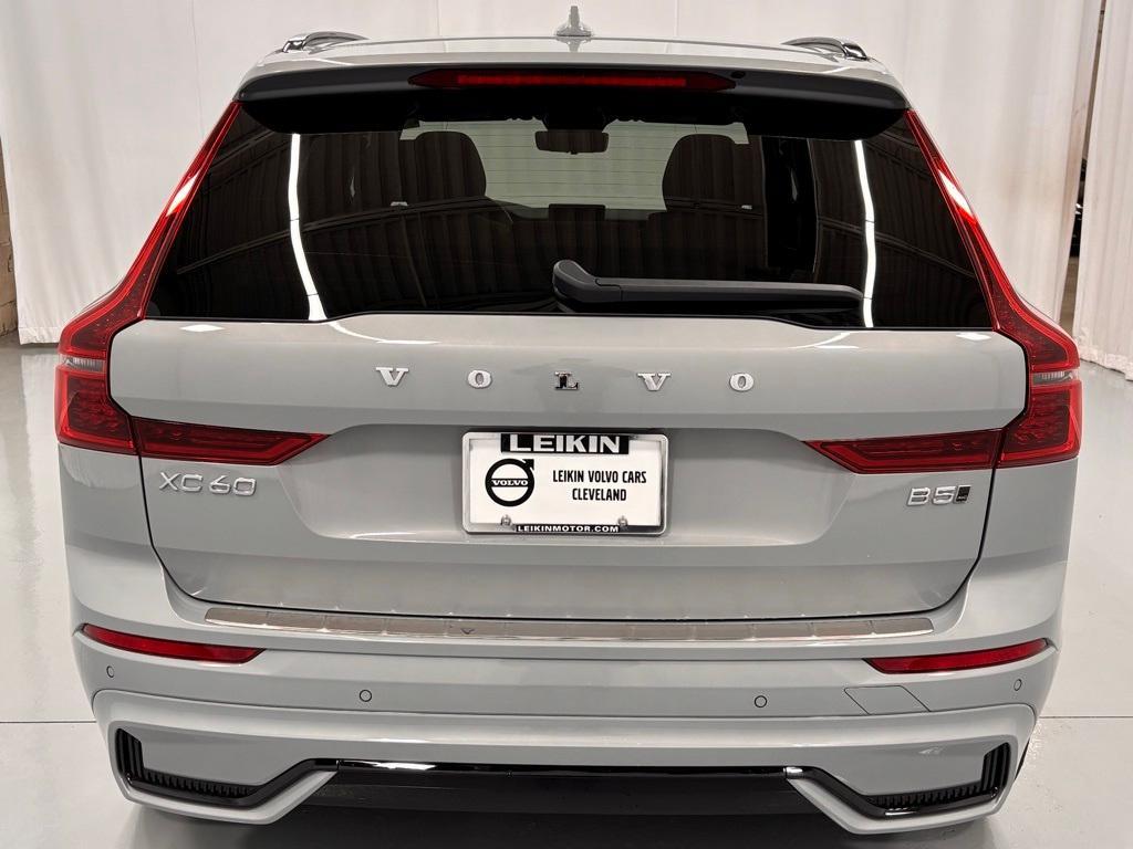 new 2026 Volvo XC60 car, priced at $59,485
