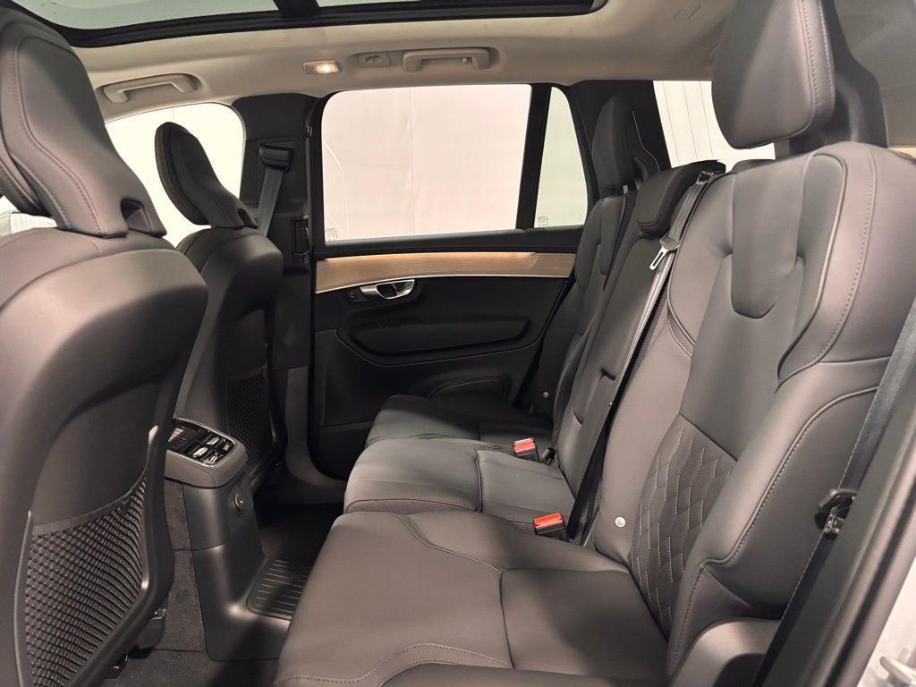 new 2026 Volvo XC90 Plug-In Hybrid car, priced at $81,875