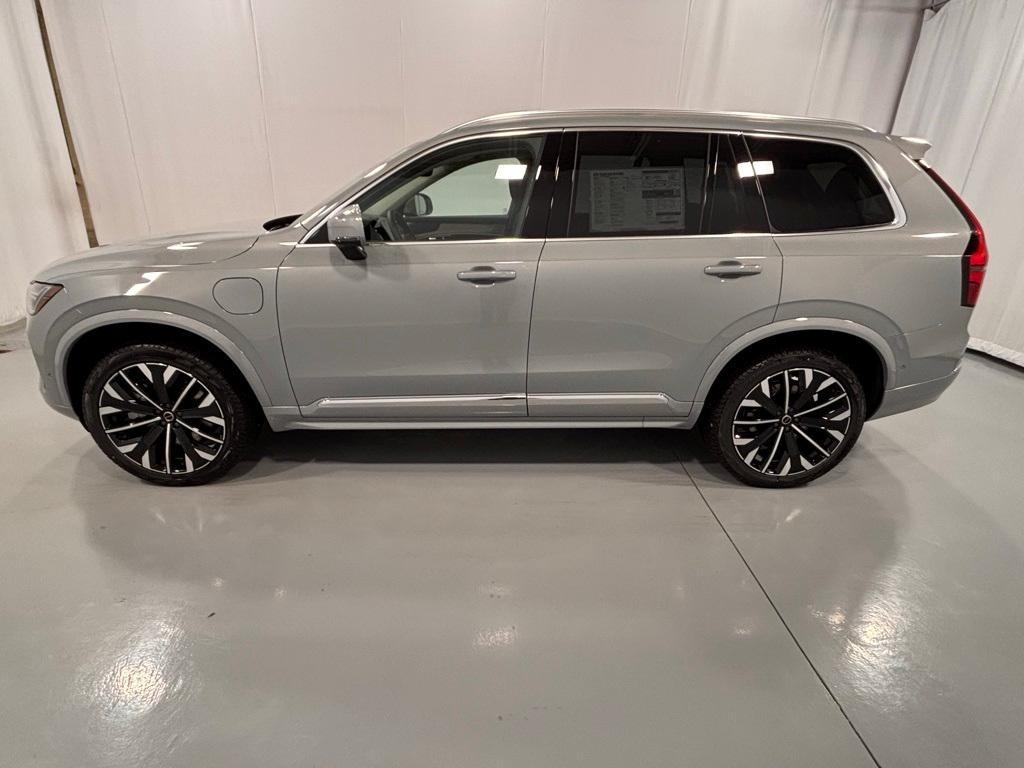 new 2026 Volvo XC90 Plug-In Hybrid car, priced at $81,875