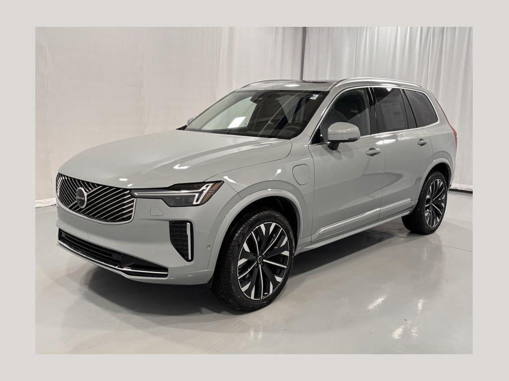 new 2026 Volvo XC90 Plug-In Hybrid car, priced at $81,875