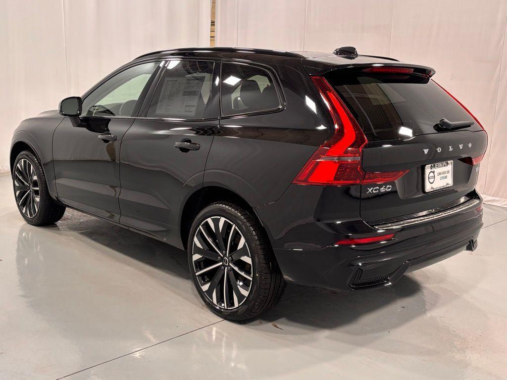new 2026 Volvo XC60 car, priced at $64,055