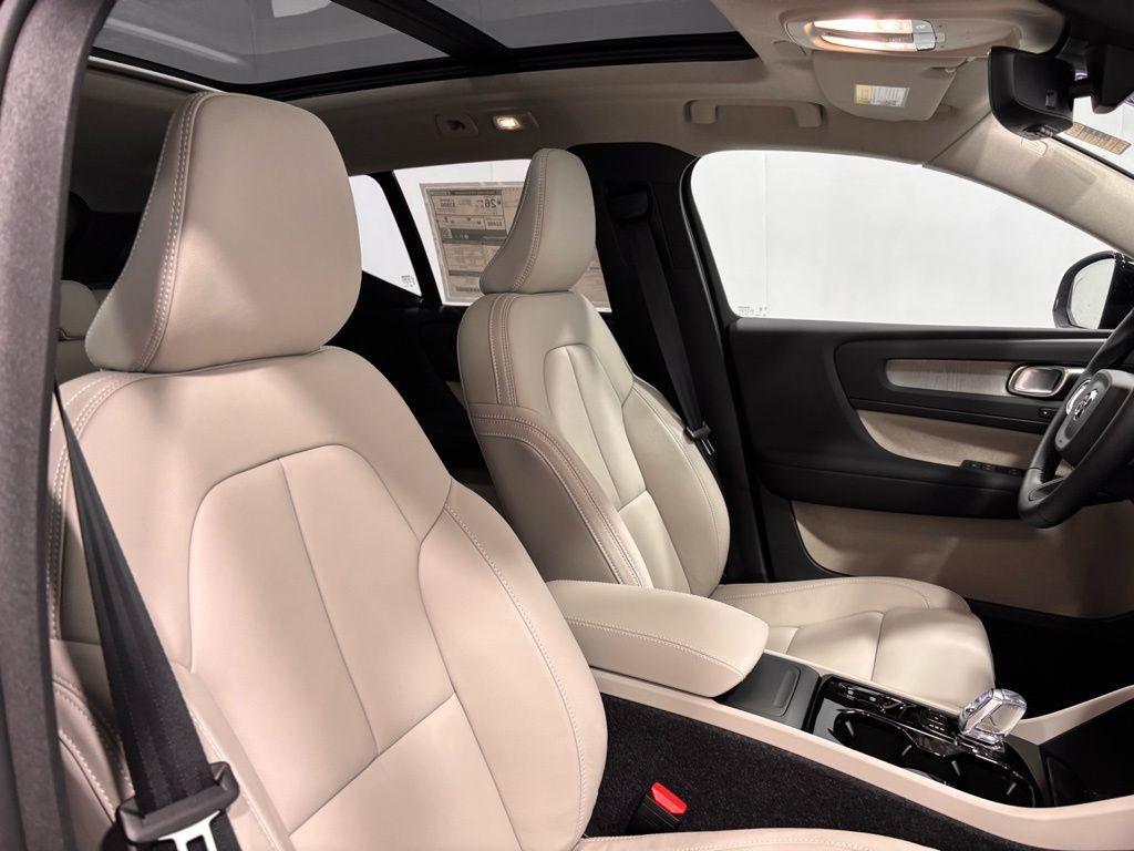 new 2026 Volvo XC40 car, priced at $52,555