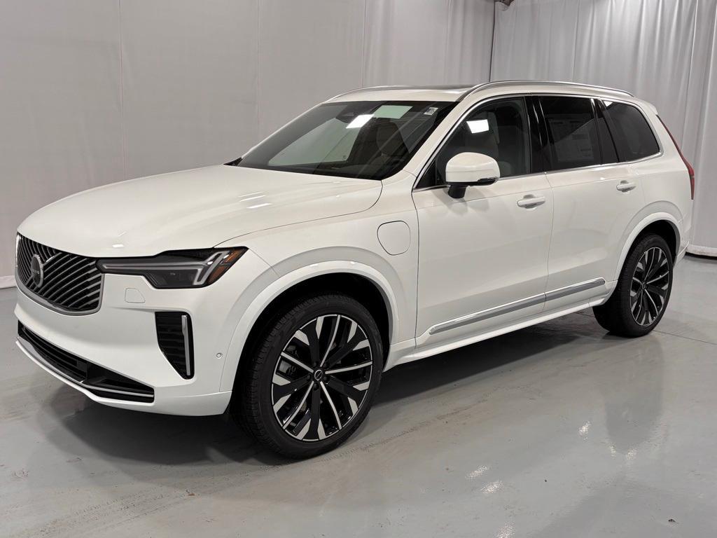 new 2026 Volvo XC90 Plug-In Hybrid car, priced at $81,875