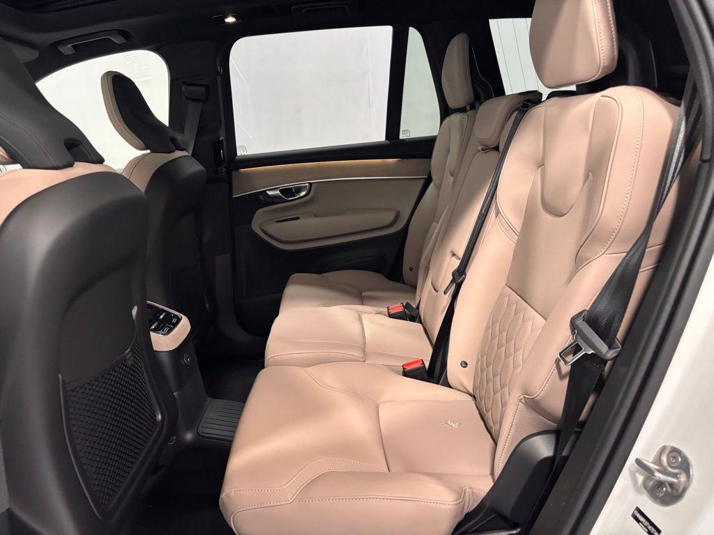 new 2026 Volvo XC90 Plug-In Hybrid car, priced at $81,875