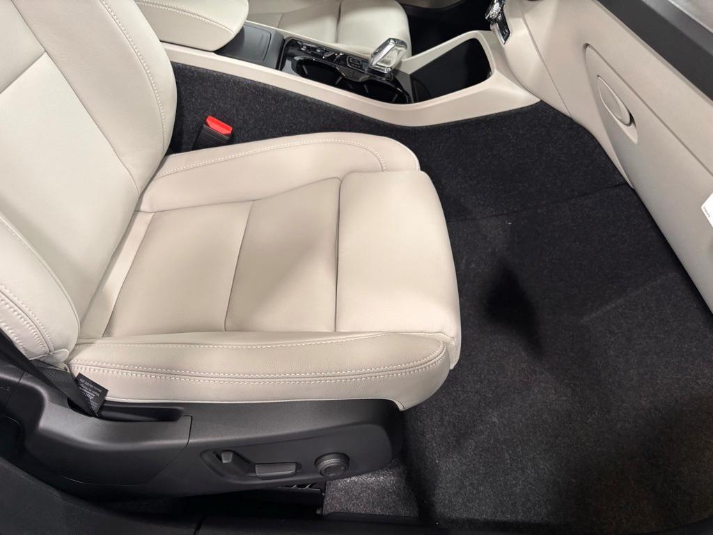 new 2026 Volvo XC40 car, priced at $55,445