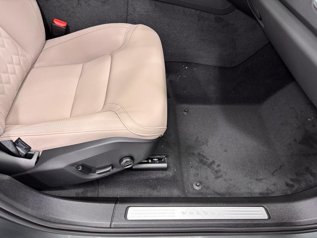 new 2026 Volvo XC60 car, priced at $60,390