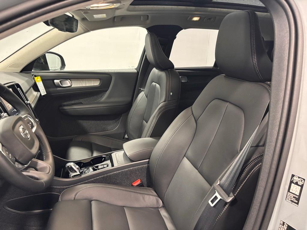 new 2026 Volvo XC40 car, priced at $50,260