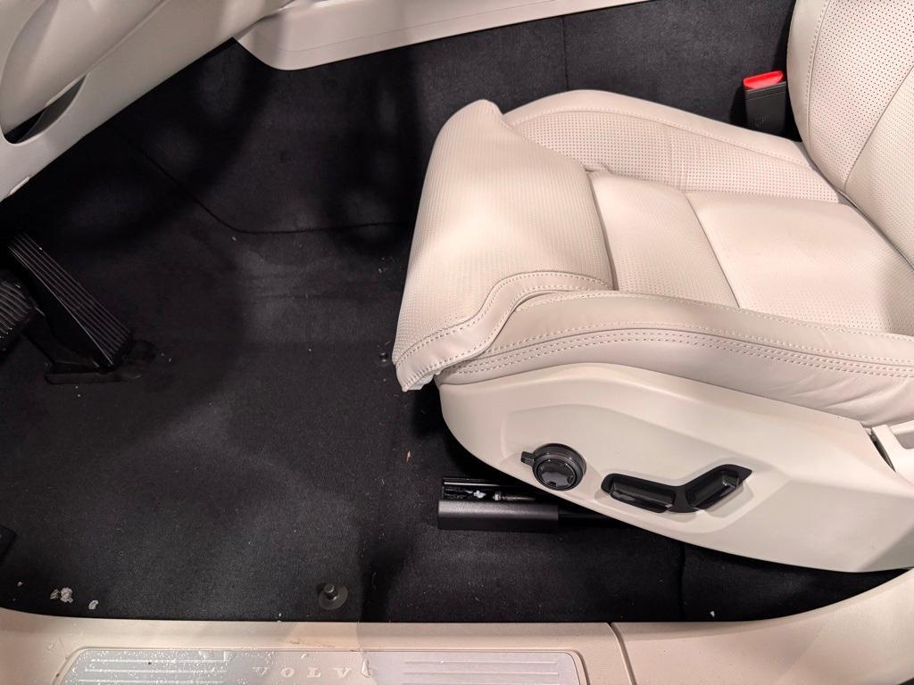 new 2026 Volvo XC60 car, priced at $63,965