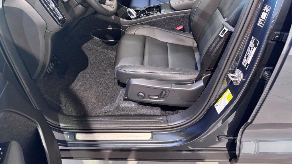 new 2026 Volvo XC40 car, priced at $54,758