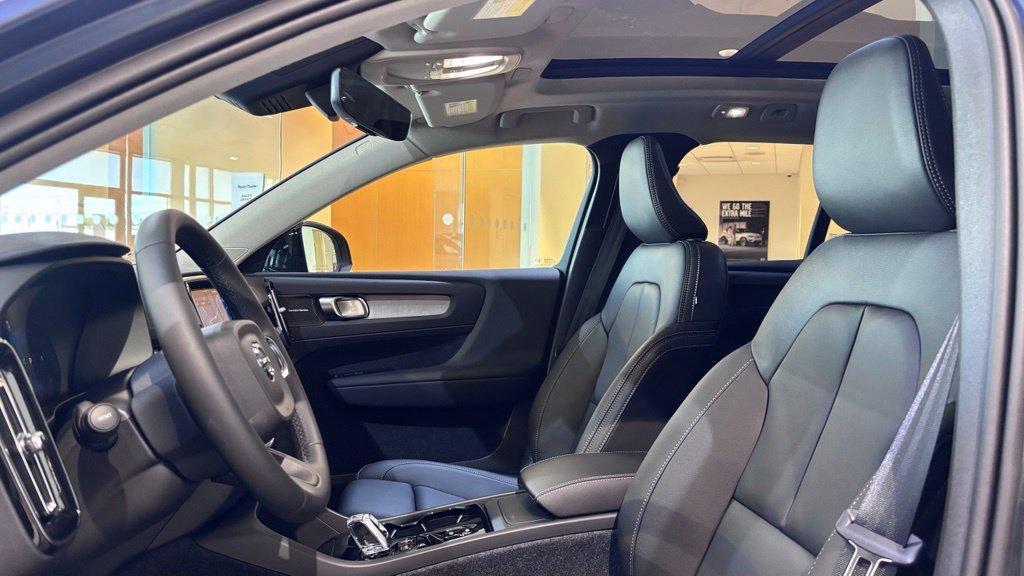 new 2026 Volvo XC40 car, priced at $54,758