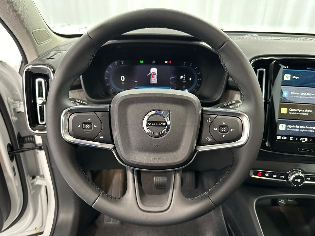 new 2025 Volvo XC40 car, priced at $43,715