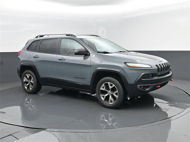 used 2015 Jeep Cherokee car, priced at $10,966