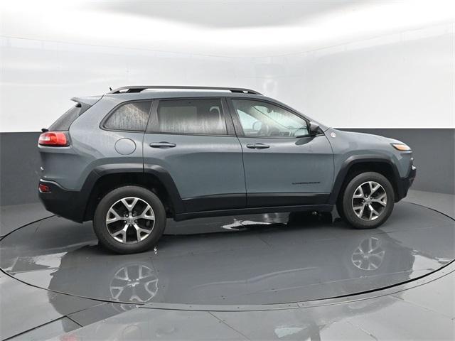 used 2015 Jeep Cherokee car, priced at $10,966