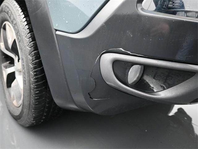 used 2015 Jeep Cherokee car, priced at $10,966