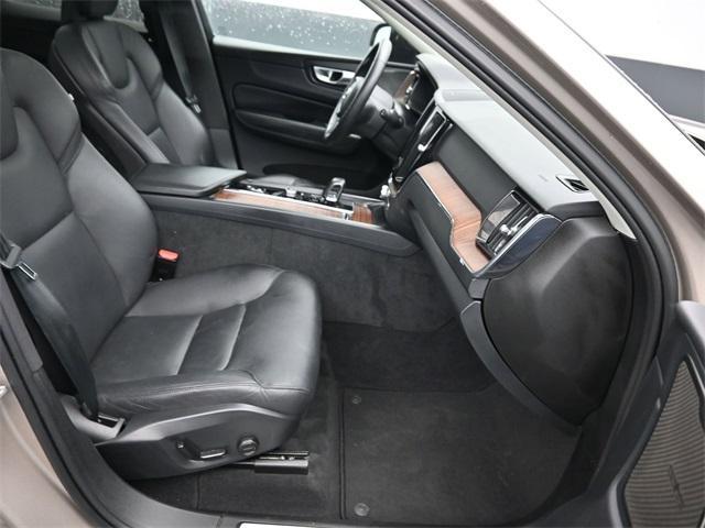 used 2023 Volvo XC60 car, priced at $28,466