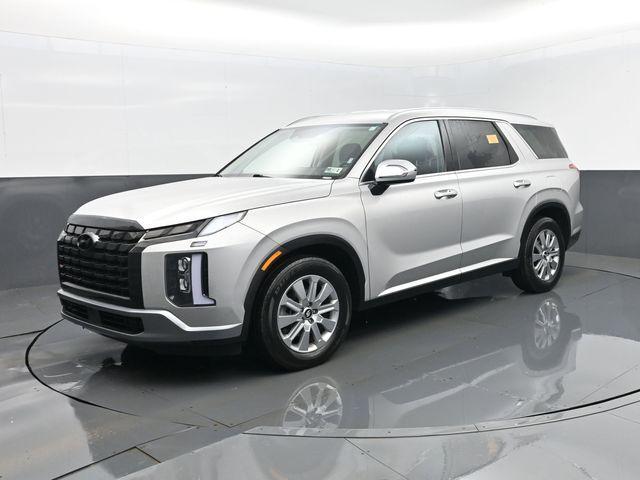 used 2025 Hyundai Palisade car, priced at $32,988