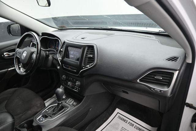 used 2020 Jeep Cherokee car, priced at $13,341