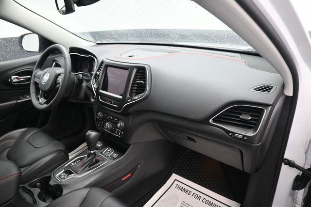 used 2022 Jeep Cherokee car, priced at $27,574