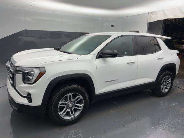used 2025 GMC Terrain car, priced at $26,369