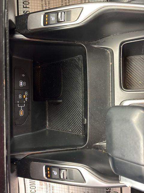 used 2024 Kia Sorento car, priced at $23,461