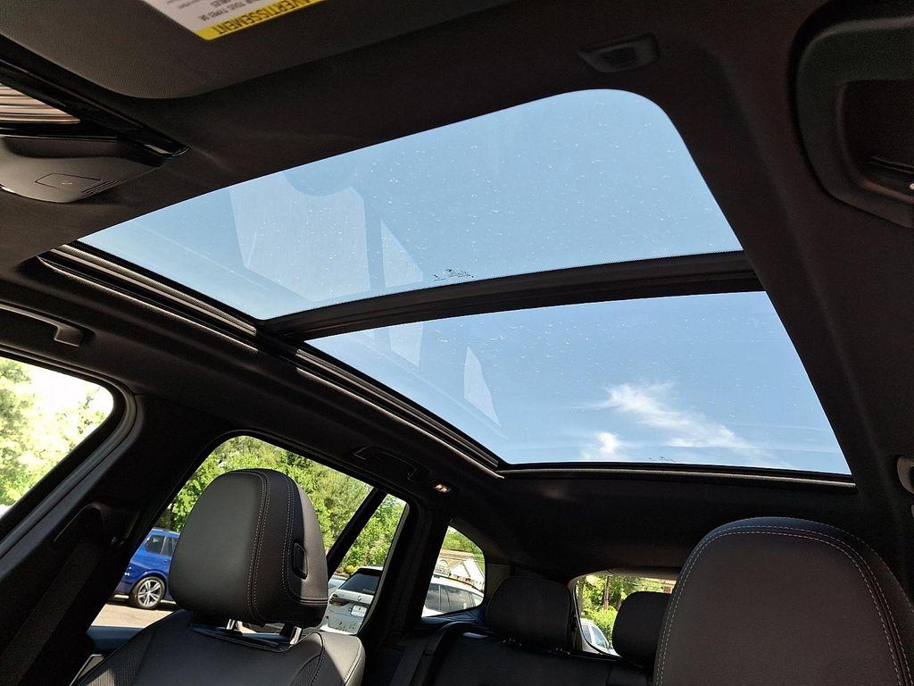 used 2023 BMW X3 car, priced at $40,988