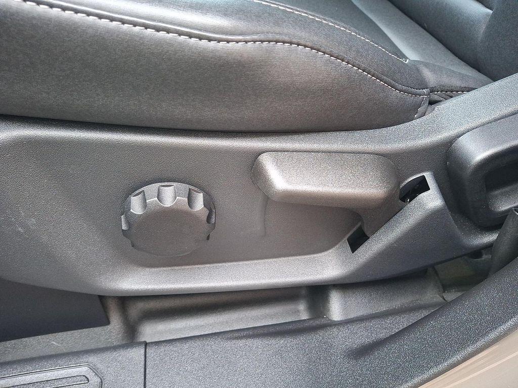 used 2025 Ford Bronco car, priced at $39,999