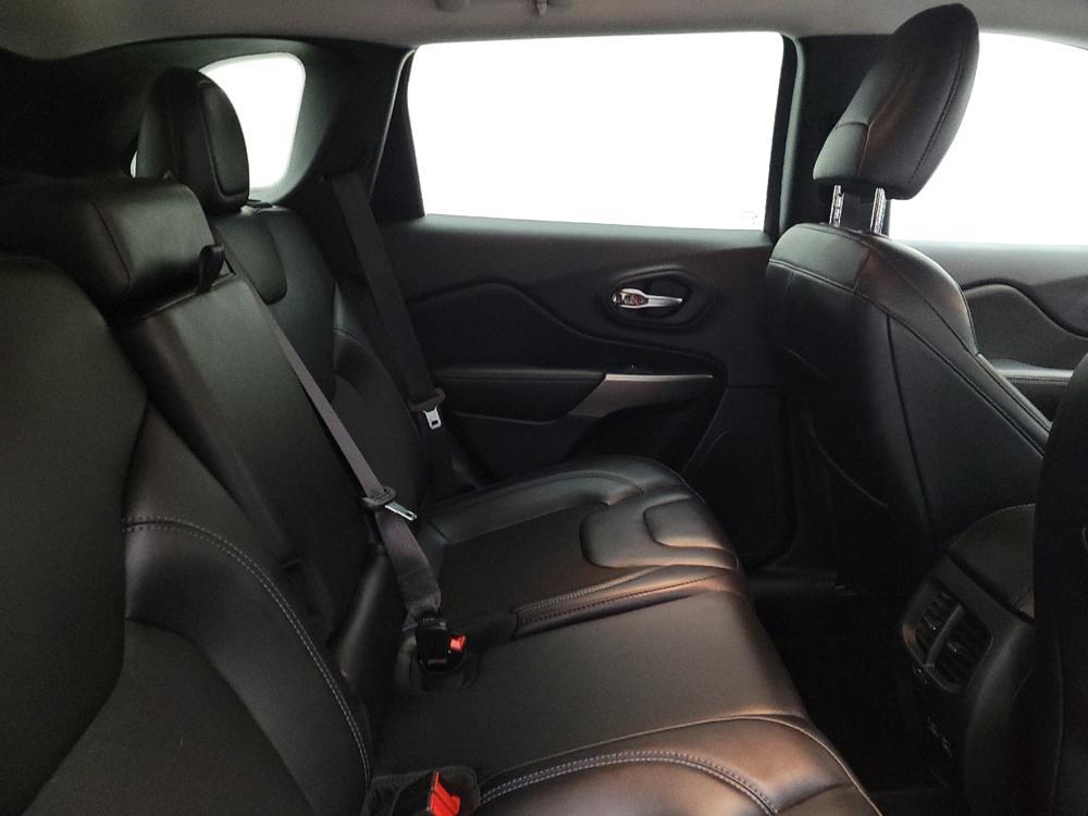 used 2021 Jeep Cherokee car, priced at $25,195