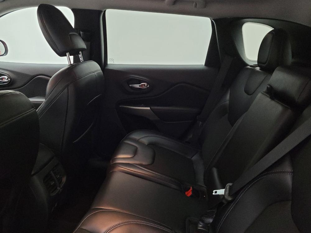 used 2021 Jeep Cherokee car, priced at $25,195