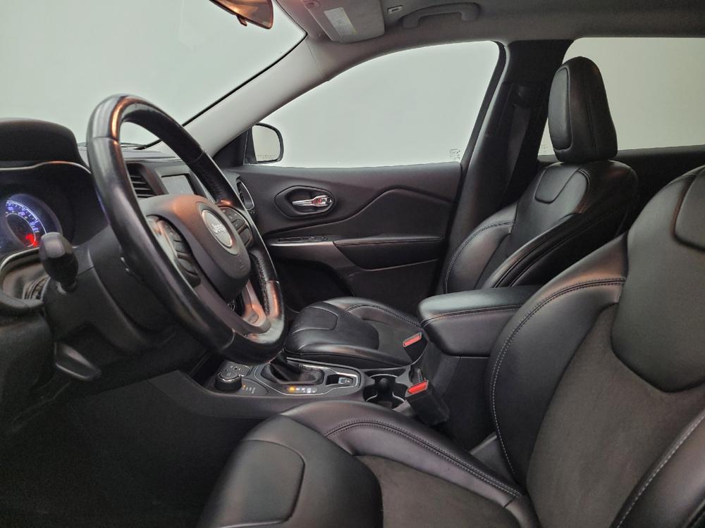 used 2019 Jeep Cherokee car, priced at $19,595