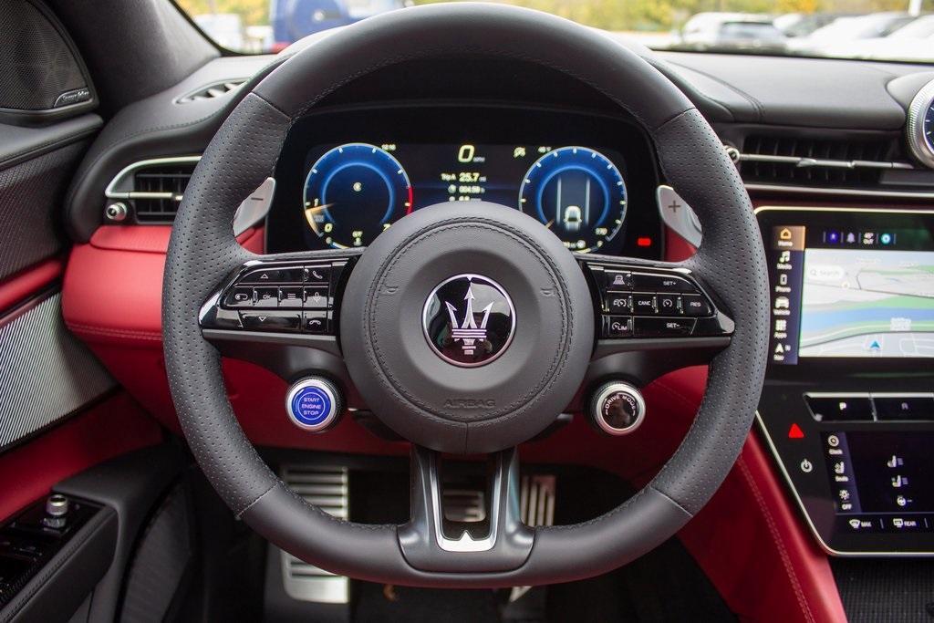 new 2025 Maserati Grecale car, priced at $104,565