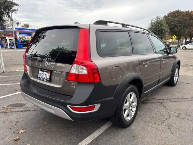 used 2008 Volvo XC70 car, priced at $5,997